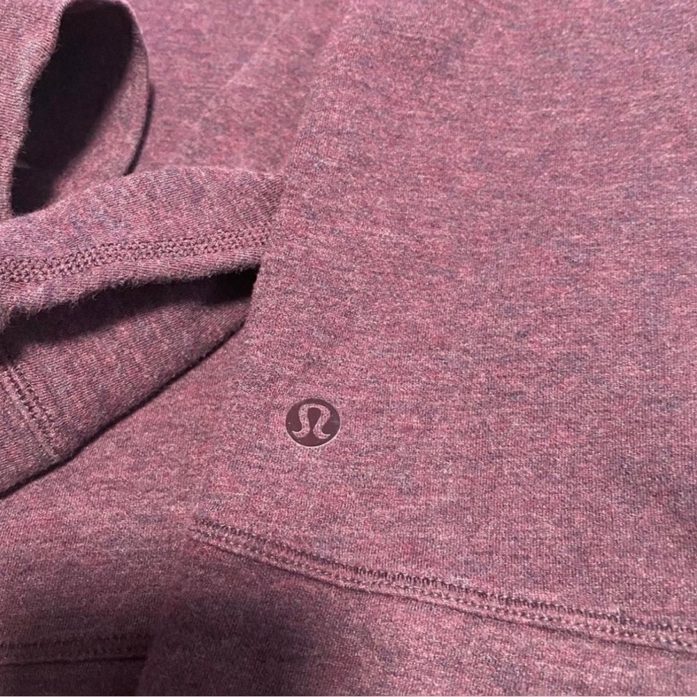 Lululemon Women's 10 Double Up Reversible Turtleneck Sweatshirt Burgundy Stripe - Picture 6 of 8
